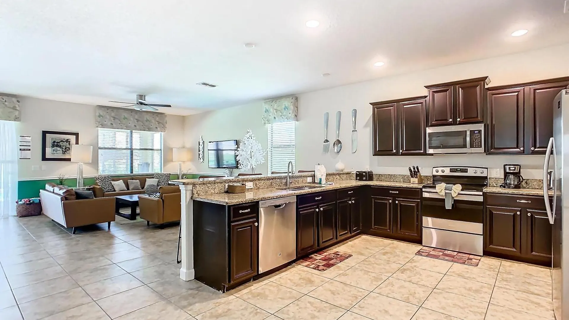 Holiday home Large Retreat Villa With Pool Game Room Davenport